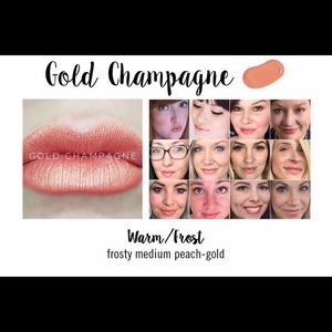 Unicorn color! Good Champagne Lipsense.